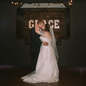 Meet your Posher, Alexis